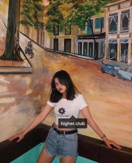 Áo croptop hoa cúc