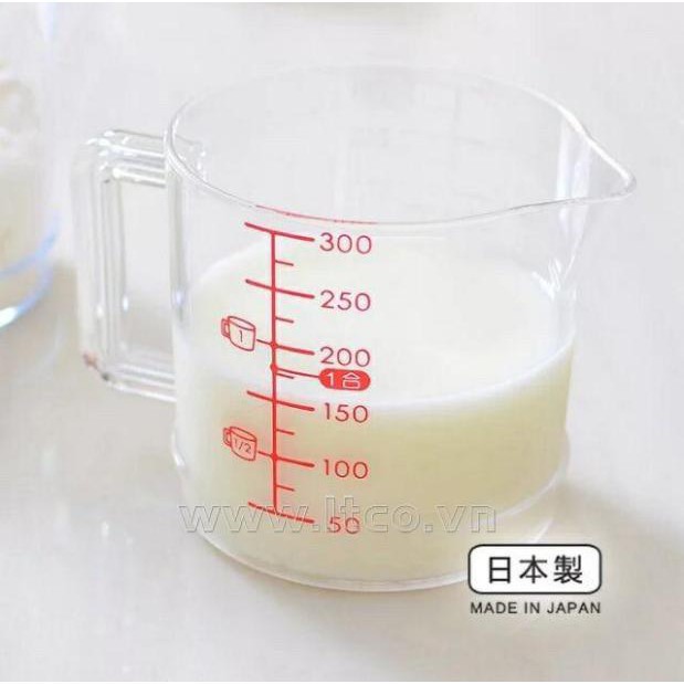 Cốc đong chia vạch làm bánh 300ml INOMATA dùng để đo, đong định lượng thực phẩm dạng lỏng NHẬT BẢN