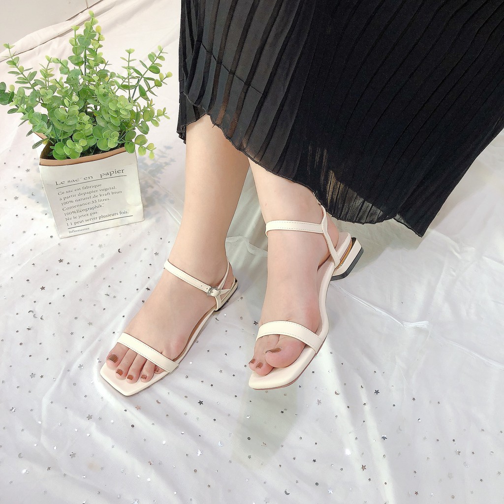 GIÀY SANDAL NỮ DUBASIC QUAI NGANG MẢNH 2P VNXK