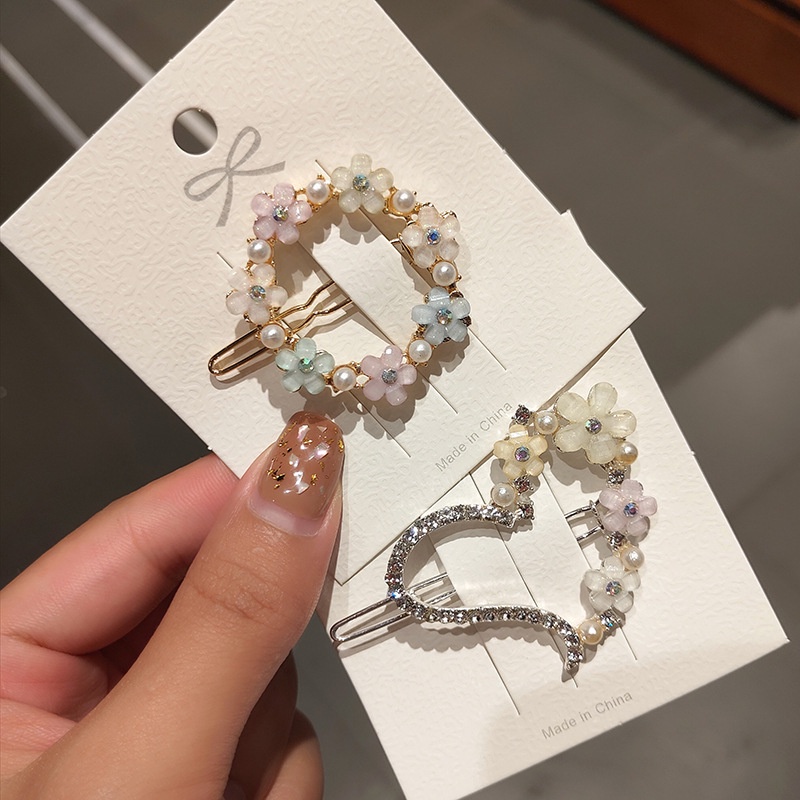Kẹp tóc đính đá pha lê phong cách Hàn Quốc dễ thương