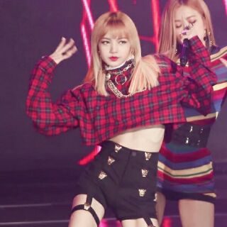 Set áo quần Lisa Blackpink