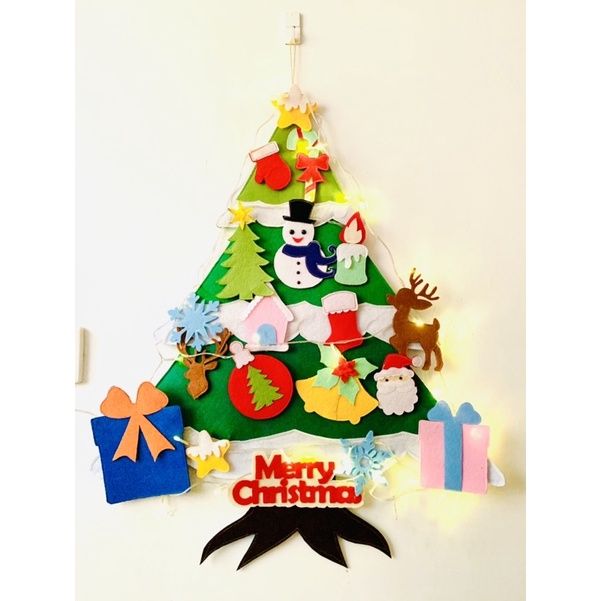 Cây thông Noel bằng vải nỉ cho bé
