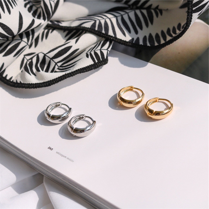 Khuyên Tai Tròn Mạ Vàng 18K Đơn Giản