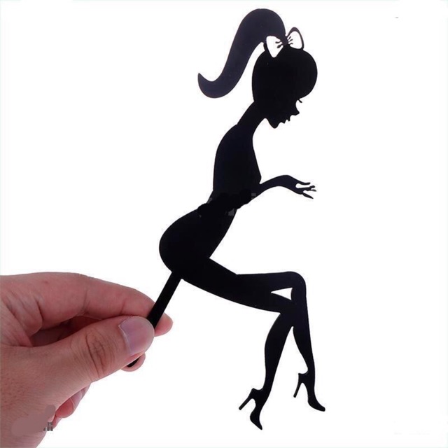 Phụ kiện cắm trang trí bánh kem hình thiếu nữ màu đen