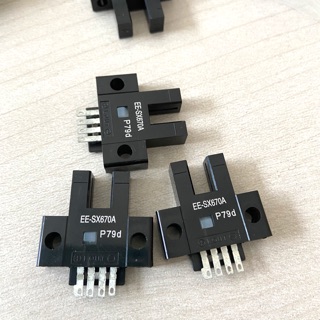 Cảm biến sợi quang Omron EE-SX670A