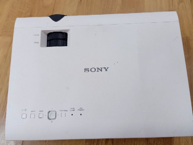 Máy chiếu cũ Sony VPL-DX100 có HDMI