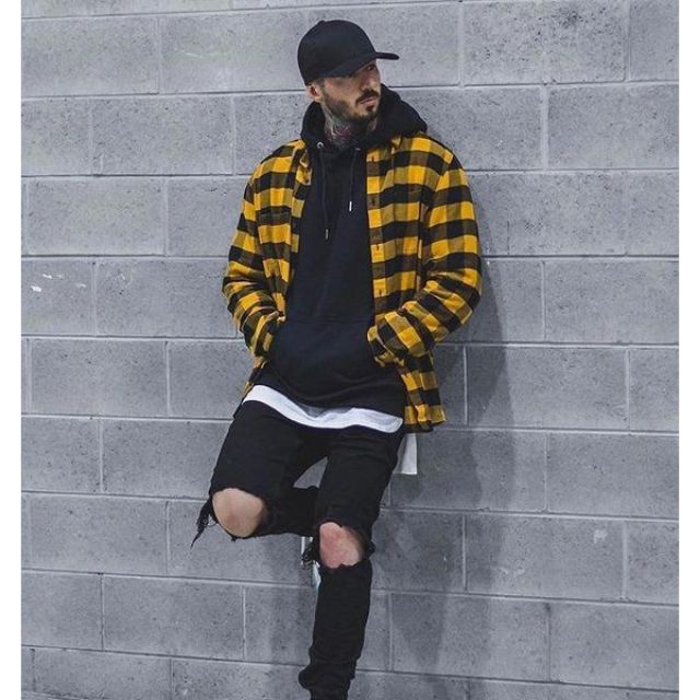 Quần Bò Nam rách đứng ngóng ai | BigBuy360 - bigbuy360.vn