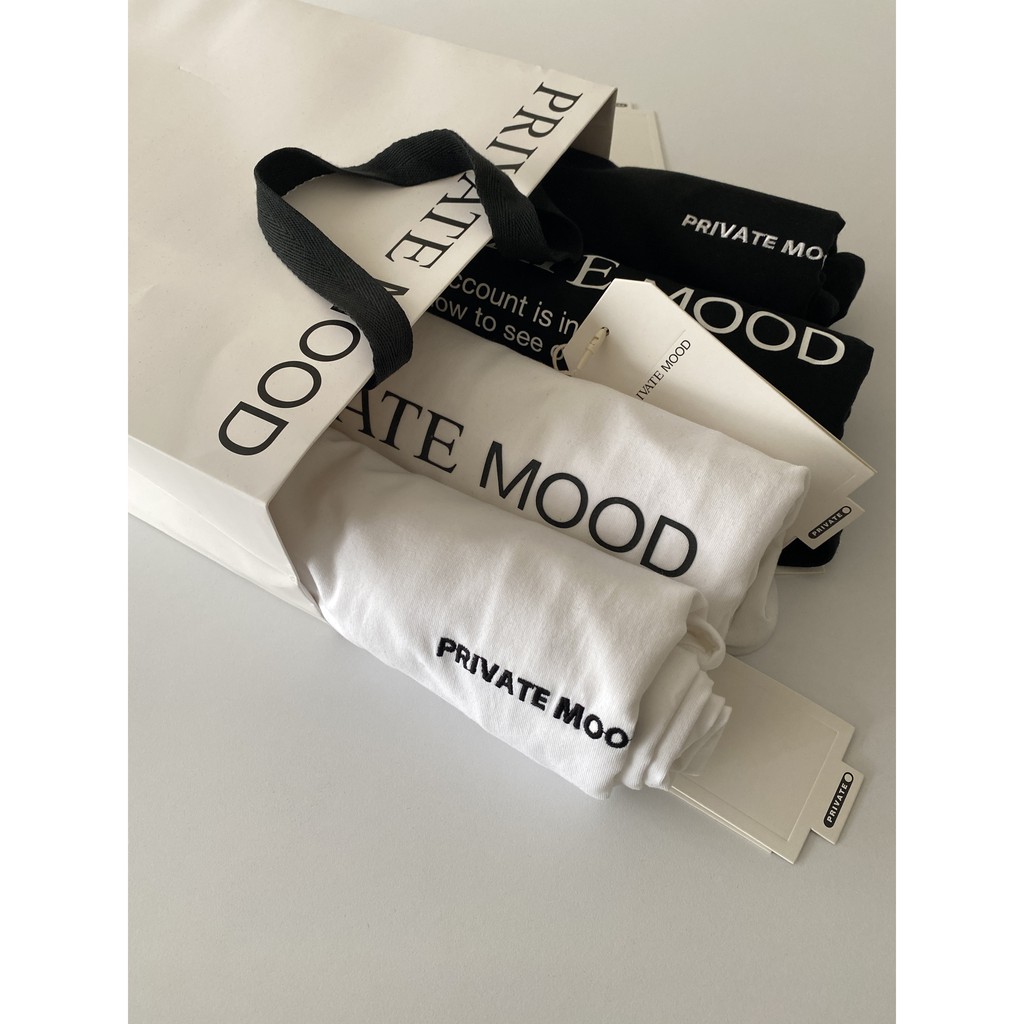 Áo thun PRIVATE MOOD® Letter Basic Logo Black/White | BigBuy360 - bigbuy360.vn