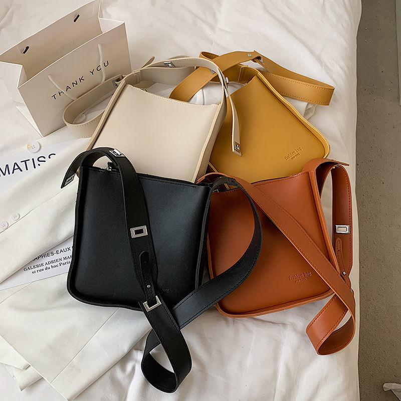 Túi Đeo Chéo Thời Trang Mùa Hè Đơn Giản Sành Điệu Dành Cho Nữ