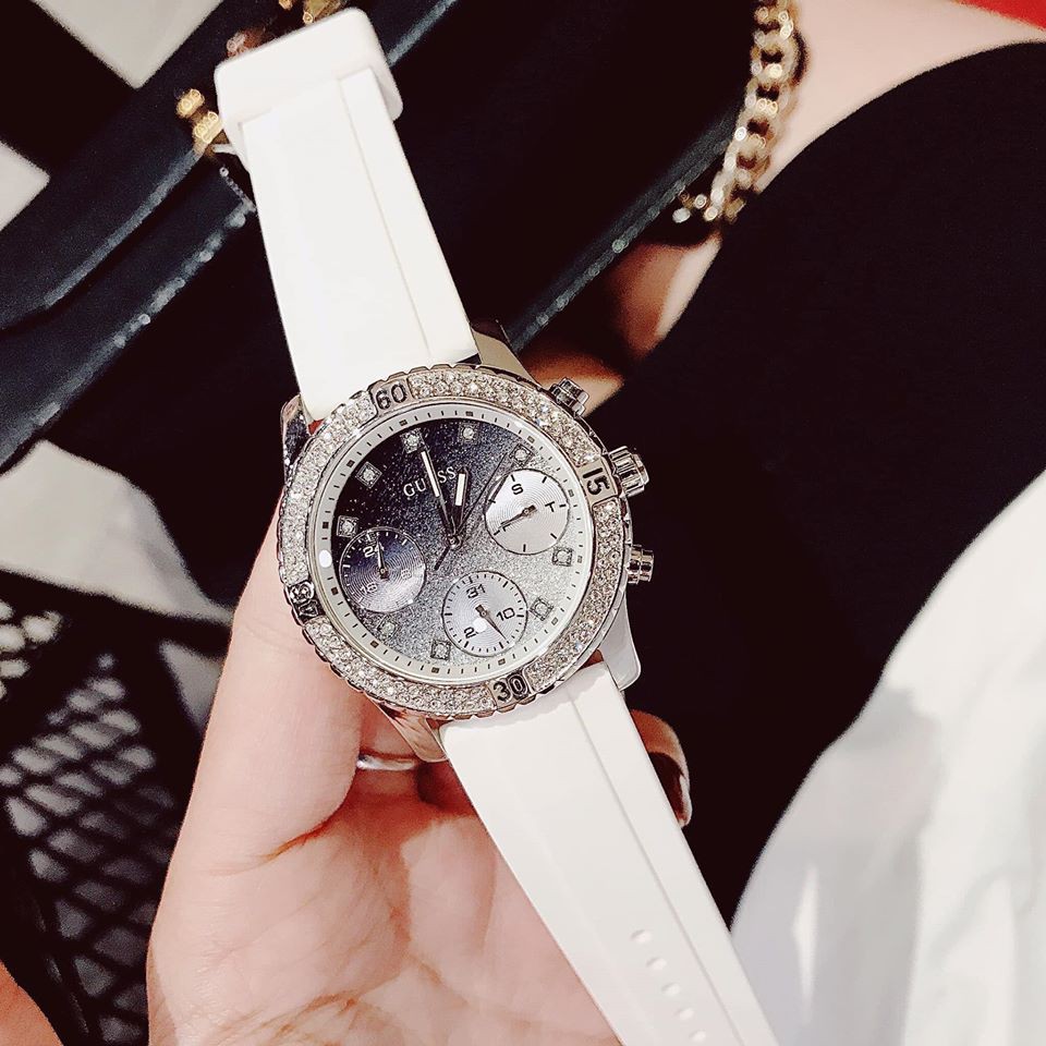 Đồng Hồ Nữ Guess Confetti Crystal Black and White W1098L1