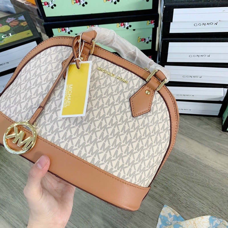 Túi xách nữ mk Form Hến có quai xách