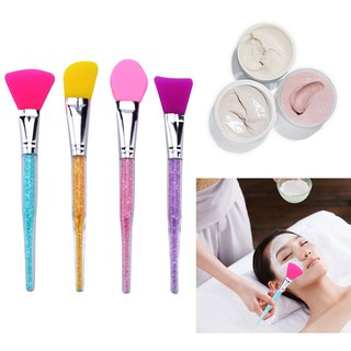 Cọ silicone dùng để quét mặt nạ có 4 màu tùy chọn