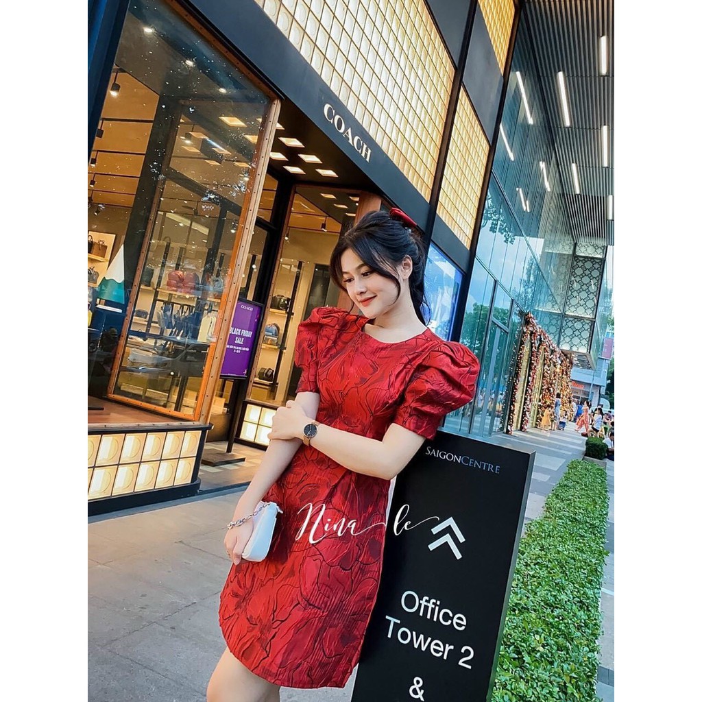 đầm xòe gấm cao cấp tay phồng