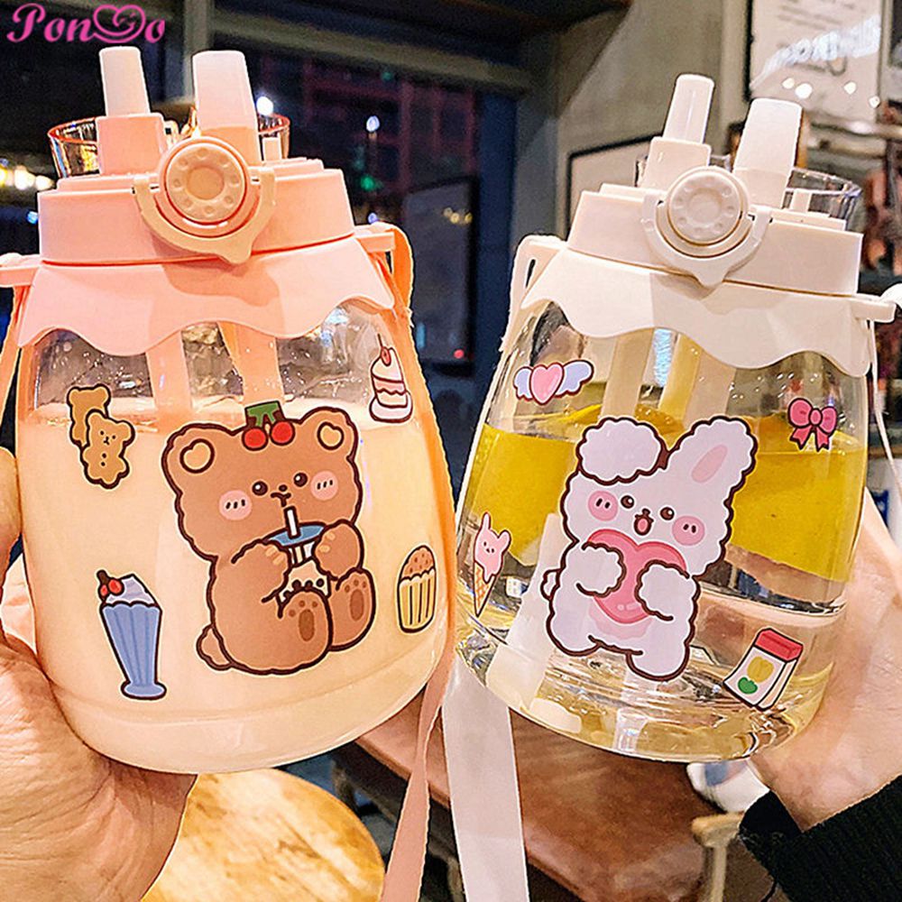 Bình Nước Hoạt Hình Dung Tích 1300ml Có Dây Đeo Tích Hợp Ống Hút Kèm Nhãn Dán Siêu Dễ Thương