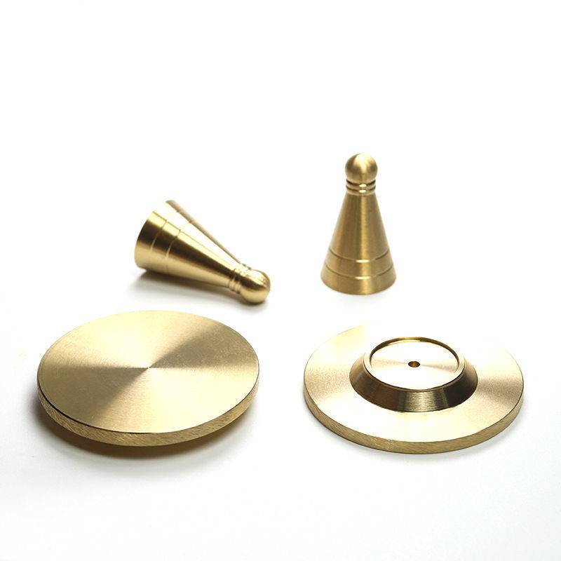 Khuôn đốt trầm hương hình nón làm bằng đồng