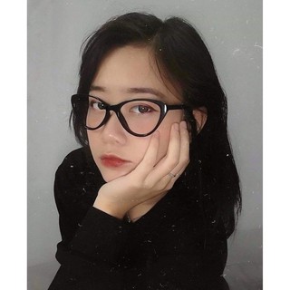 Kính mắt mèo xinh
