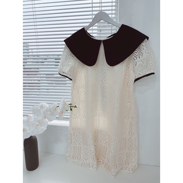 Váy Ren Cổ Nơ Đen Dáng Suông A Rất Xinh