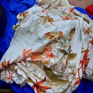 Vải c Mai Thương