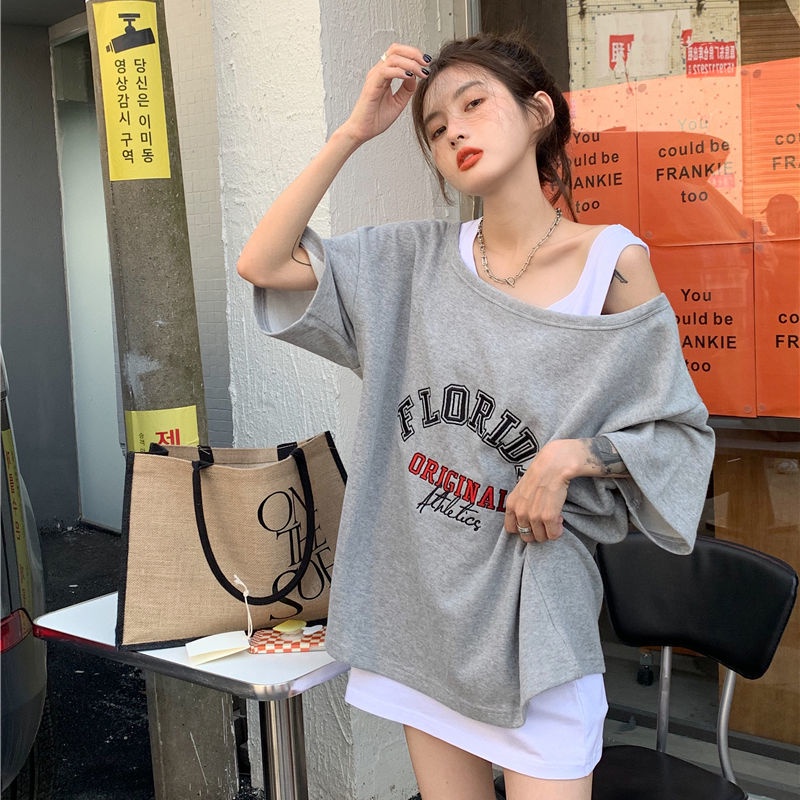 Set đồ COZOKC gồm áo thun trễ vai và áo sát nách thời trang cho nữ