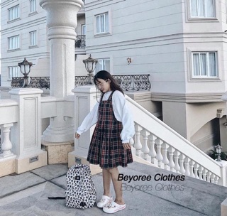 Váy yếm karo kẻ đỏ