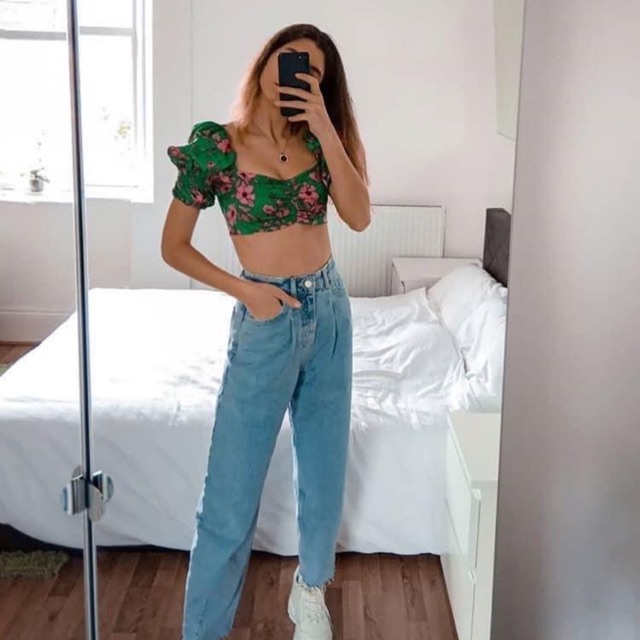 Áo crotop hoa Zara