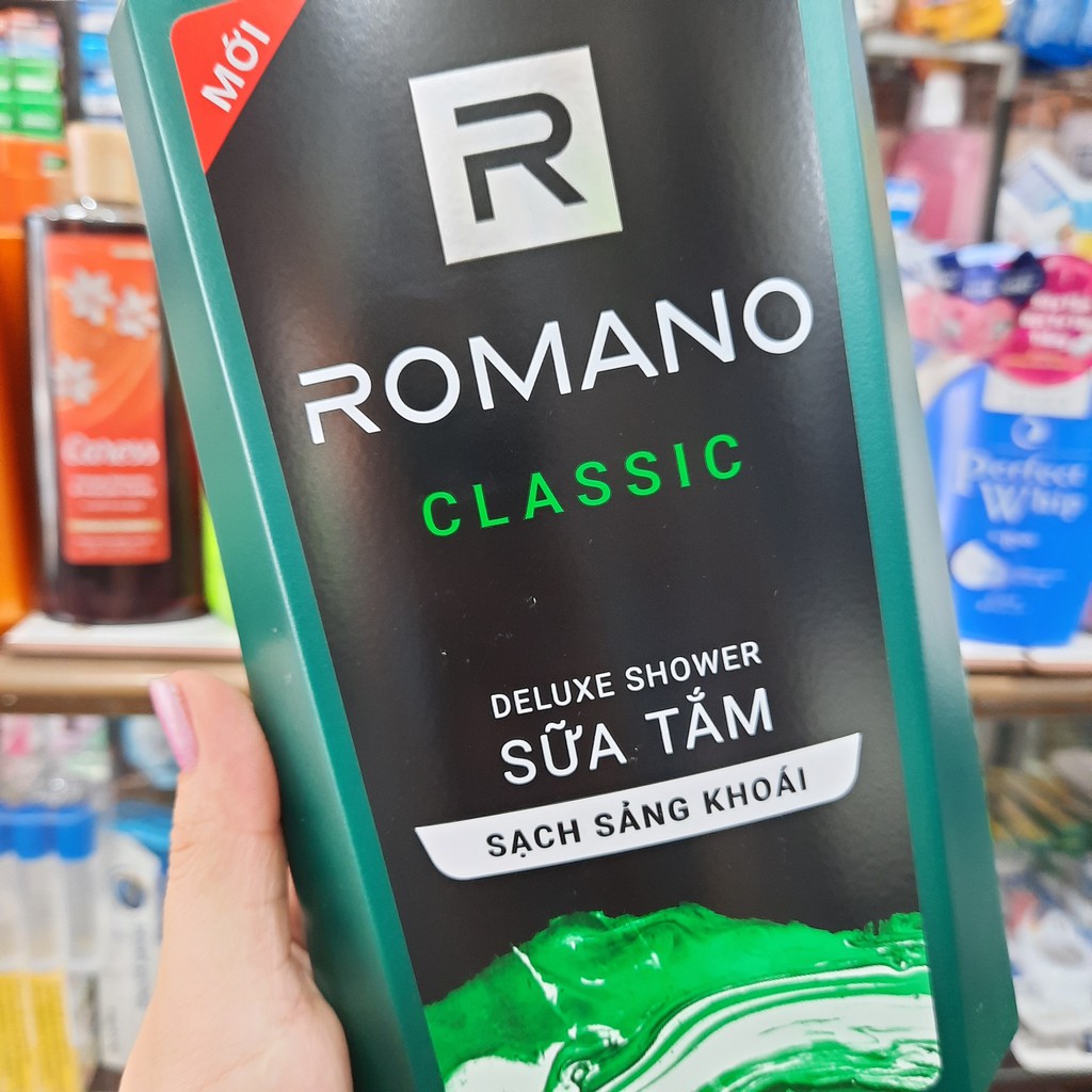 Sữa tắm nước hoa Romano Classic sạch sảng khoái 650g