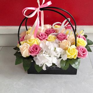 Giỏ  hoa sáp  đẹp cao cấp