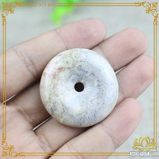 Mặt dây chuyền đồng điếu đá san hô hóa thạch vân hoa cúc tự nhiên - tâm phong thủy