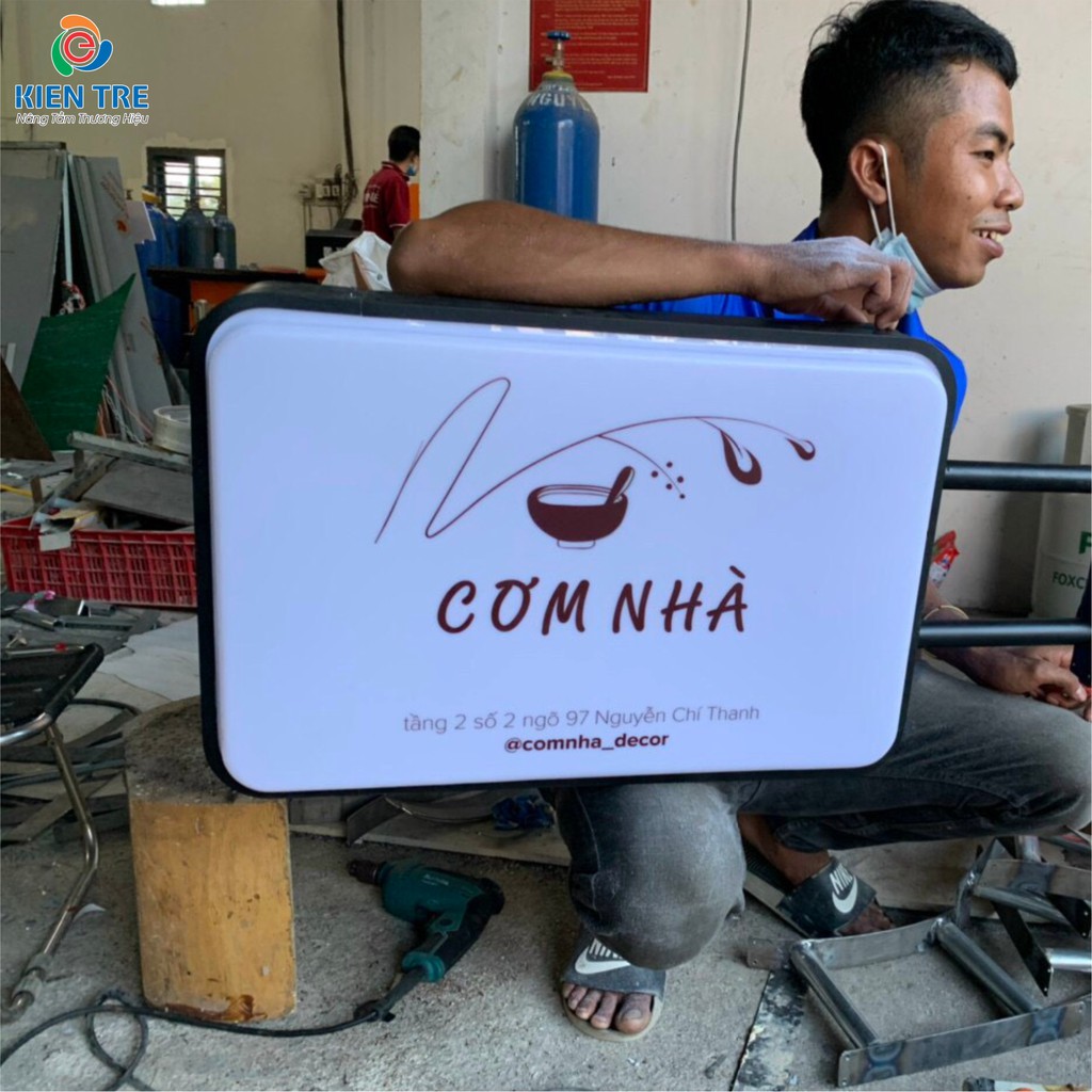 Hộp đèn quảng cáo shop, tiệm nail.... mica hút nổi - Hình Chữ Nhật