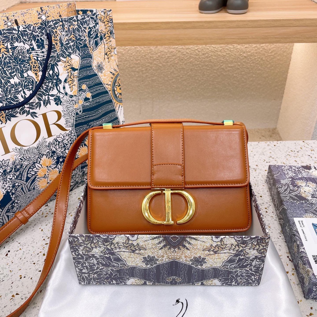 Túi Dior da bóng full box.hàngd quảng châu