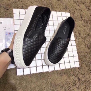SLIPON VẨY CÁ CHẤT ĐẸP SIÊU ÊM