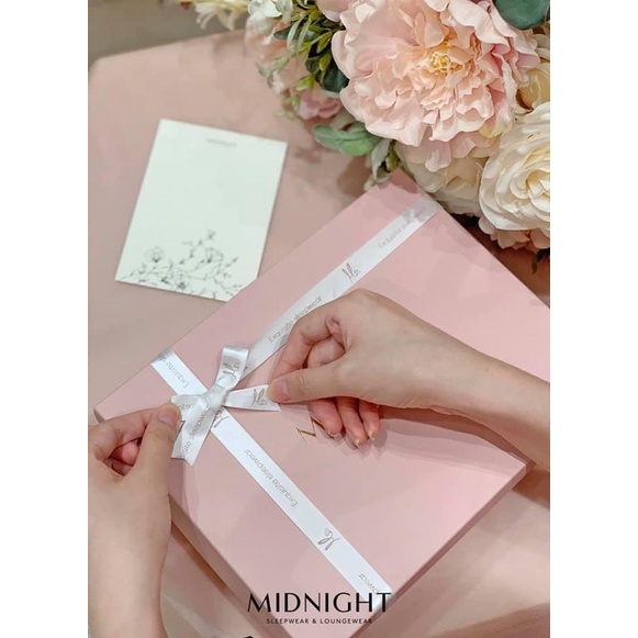 Dịch vụ Gói quà - Midnight sleepwear | BigBuy360 - bigbuy360.vn