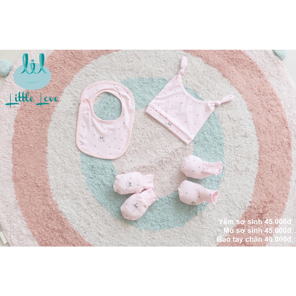Mũ, yếm, bao tay chân in họa tiết pettit cho trẻ sơ sinh little love