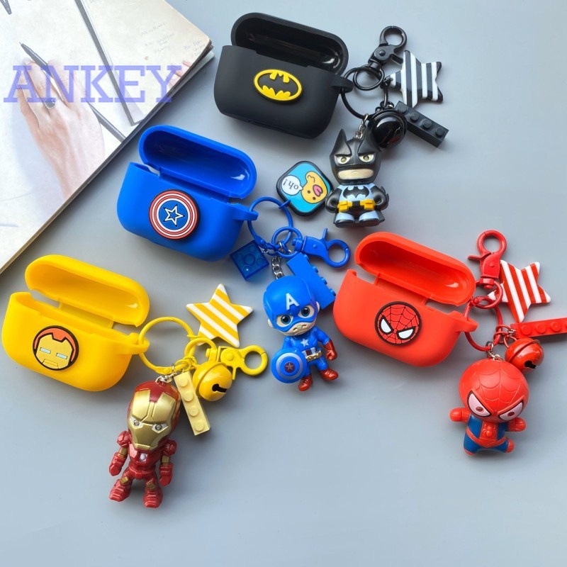 Case for AirPods 3 2 1 Pro Vỏ bảo vệ hộp sạc tai nghe bằng silicon hình Iron Man màu vàng kèm móc chống sốc/ thấm nước tiện dụng