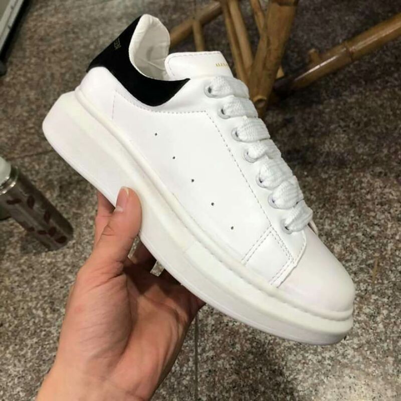 GIÀY Thể Thao Nam Nữ  FREESHIPGiày MCQ  gót đen đế trắng hàng cao cấp form nam nữ full size 35- 44