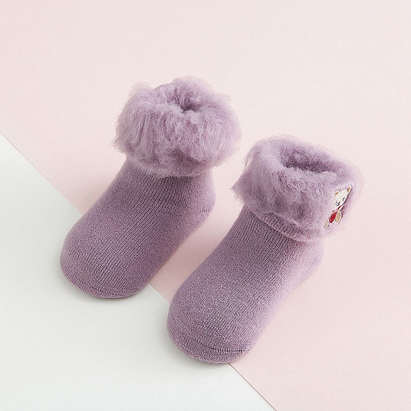 Tất chân cotton giữ ấm chống trượt họa tiết dễ thương cho bé