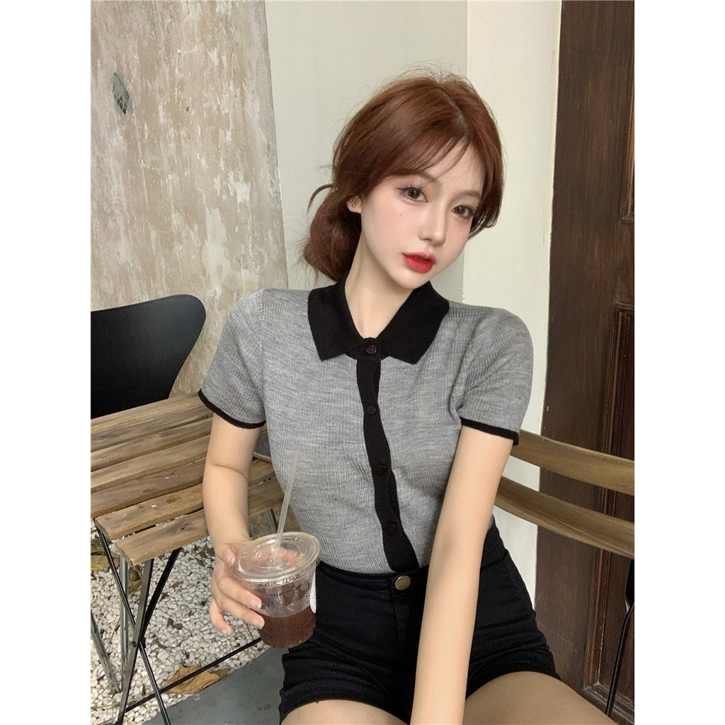 (HÀNG SẴN) Áo len nữ cộc tay dệt kim mỏng mùa hè thu cổ bẻ POLO phối viền 2 màu ôm body | BigBuy360 - bigbuy360.vn