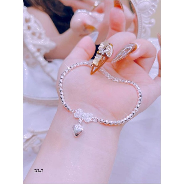 Lắc tay bi bạc ta