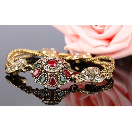 Vòng Tay Phong Cách Retro