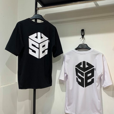 Áo thun SWE LOGO ĐEN TRẮNG basic form rộng tay lỡ unisex nam nữ cặp đôi đẹp ulzzang Hàn Quốc 2020