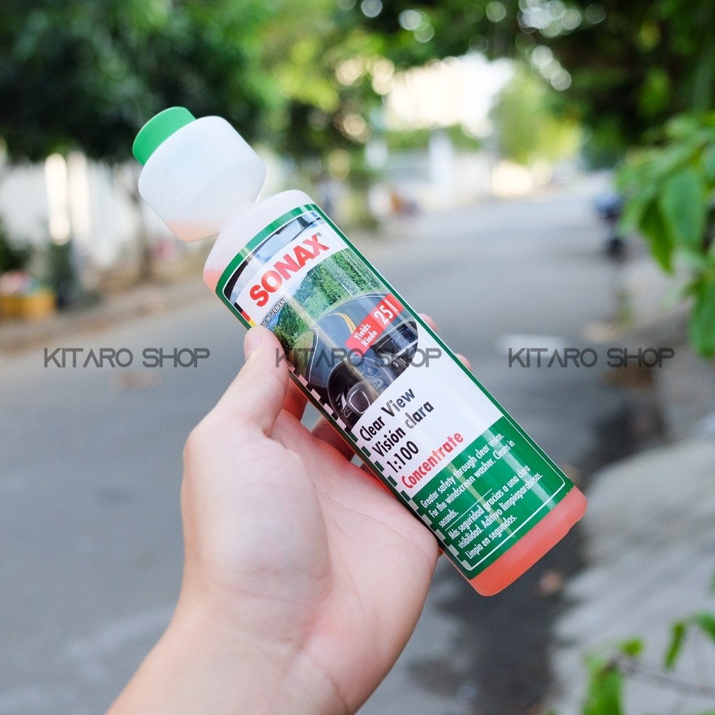 Nước Rửa Kính Lái Đậm Đặc SONAX Clear View 1:100 Concentrate 250ml