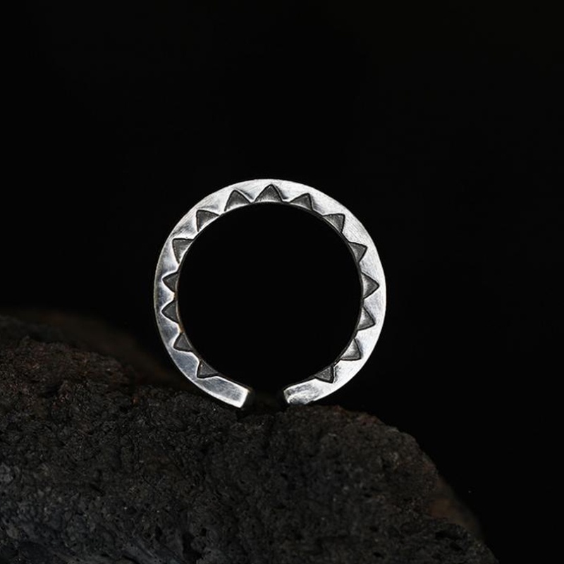 Nhẫn Đeo Tay Kim Loại Khắc Hình Bàn Tay Vintage Cho Cặp Đôi