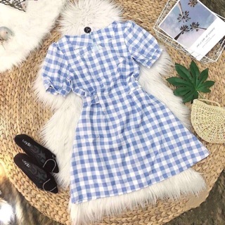 Đầm caro cột eo