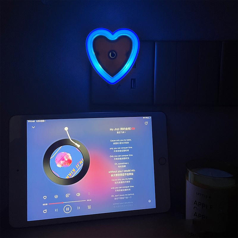 Đèn Ngủ LED Cảm Biến Ánh Sáng Chất Lượng Cao