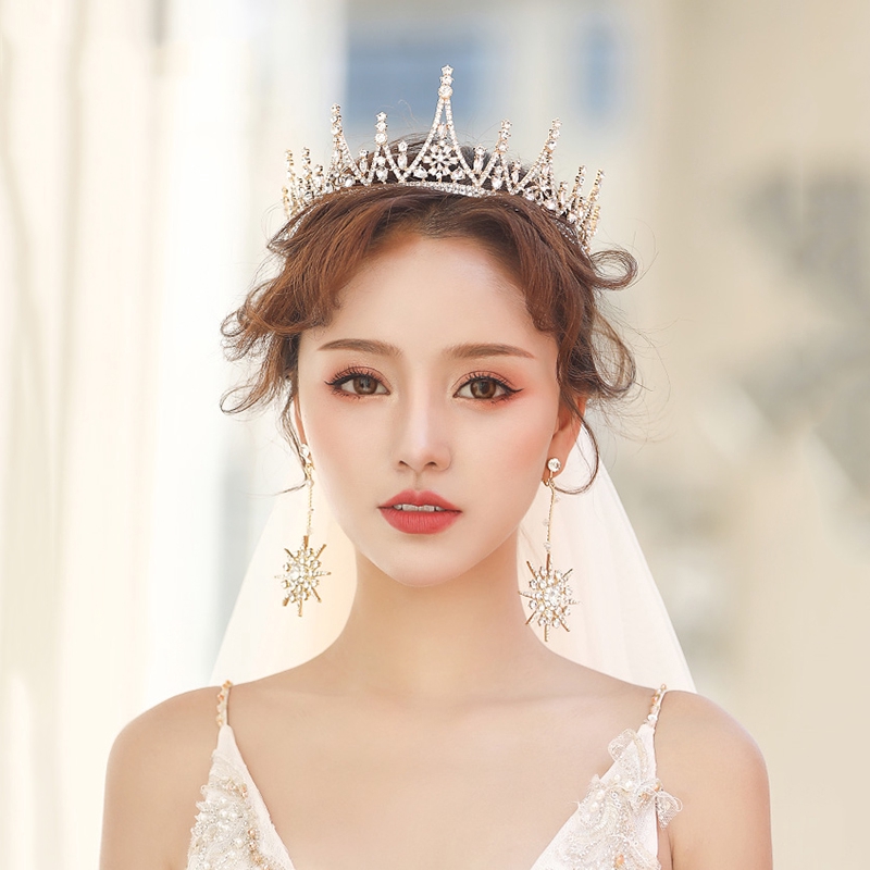 Vướng miện Tiara đính đá pha lê sang trọng dành cho cô dâu
