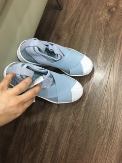 Superstar slip on
