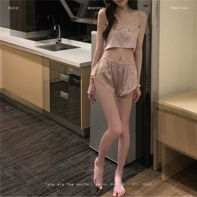 Bộ đồ ngủ hai dây phối ren mỏng thời trang mùa hè hàng mới năm 2021 dành cho bạn nữ mặc tại nhà