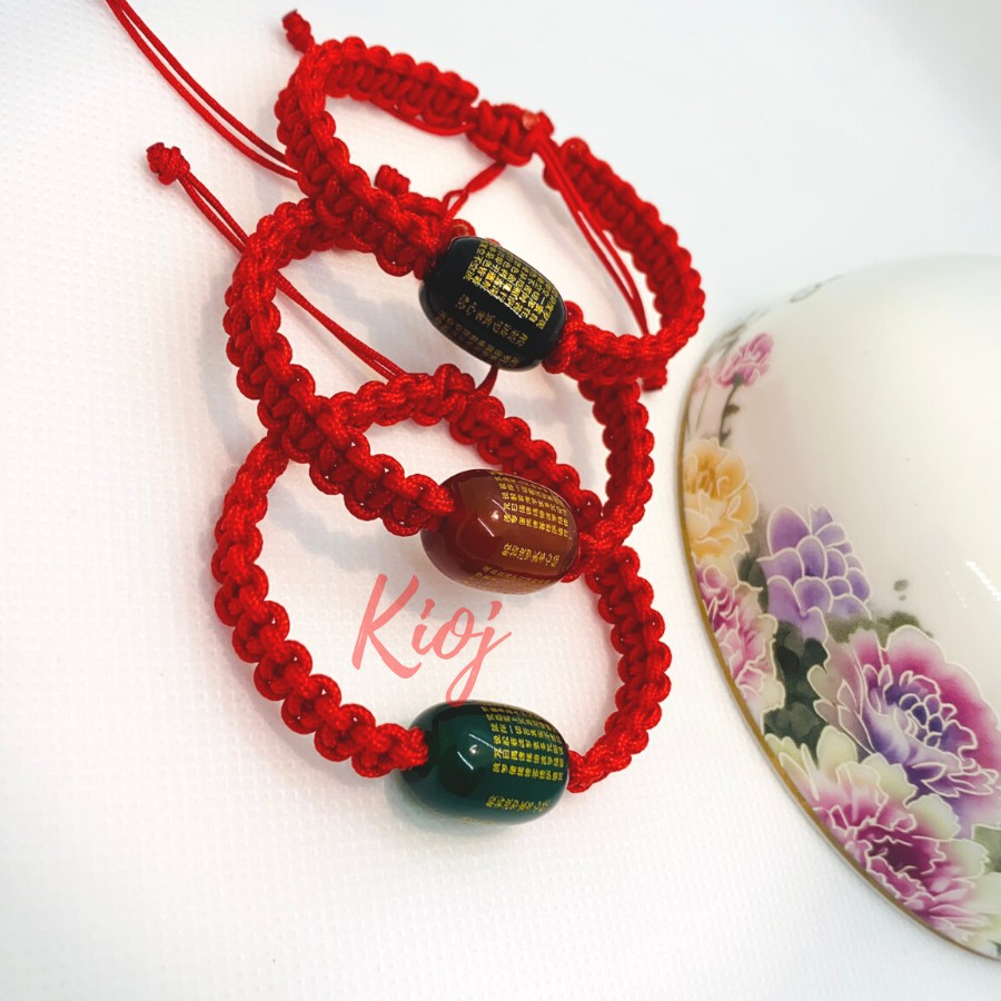 Vòng tay handmade trụ lu thống mã não khắc chữ