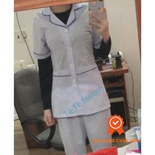 Áo Blouse cổ tròn viền xanh dương có đai eo lưng dành cho điều dưỡng, y tá, dược sỹ, sinh viên y