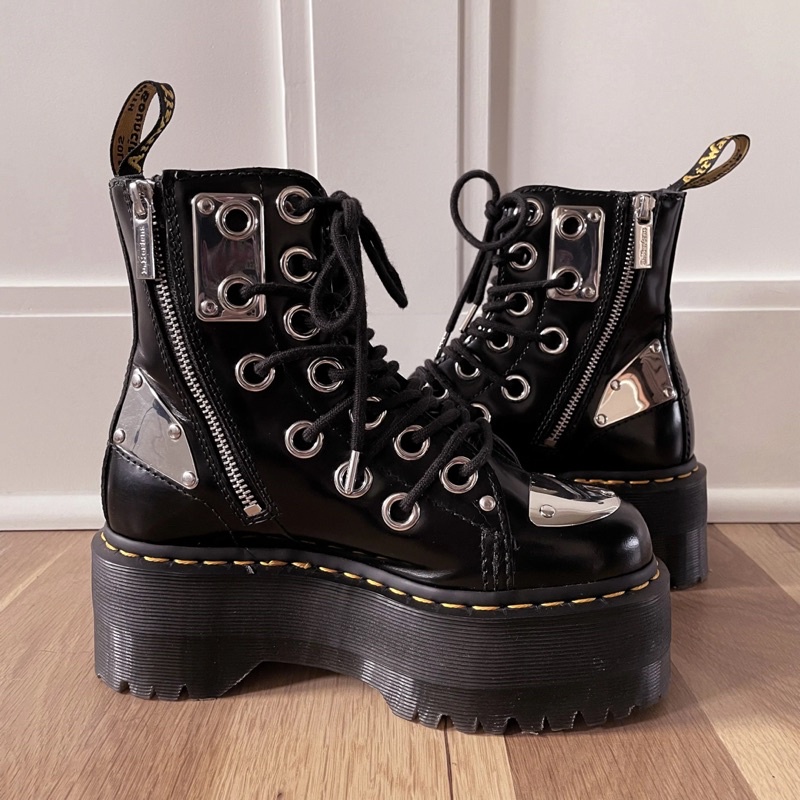 Giày da Dr.martens JADON MAX REBEL PLATFORM BOOTS chính hãng